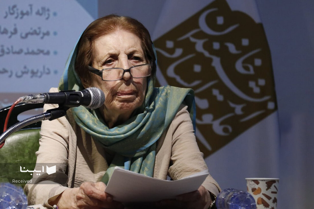 دوربین چشم مدرنیته: ما کوریم چون دوربین سینما بحران آب را ندید / گروهی از ما به قانون جنگل بازگشتهاند / مهربانی آغاز تمدن است