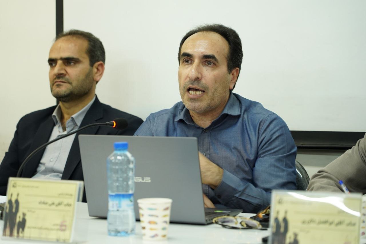 چرا هیچ درک از جنبش ترامپ در ایران وجود ندارد؟ / چالش بقا در دوران ششمین انقلاب صنعتی/ ایران در مبارزه با سنت و مدرنیته